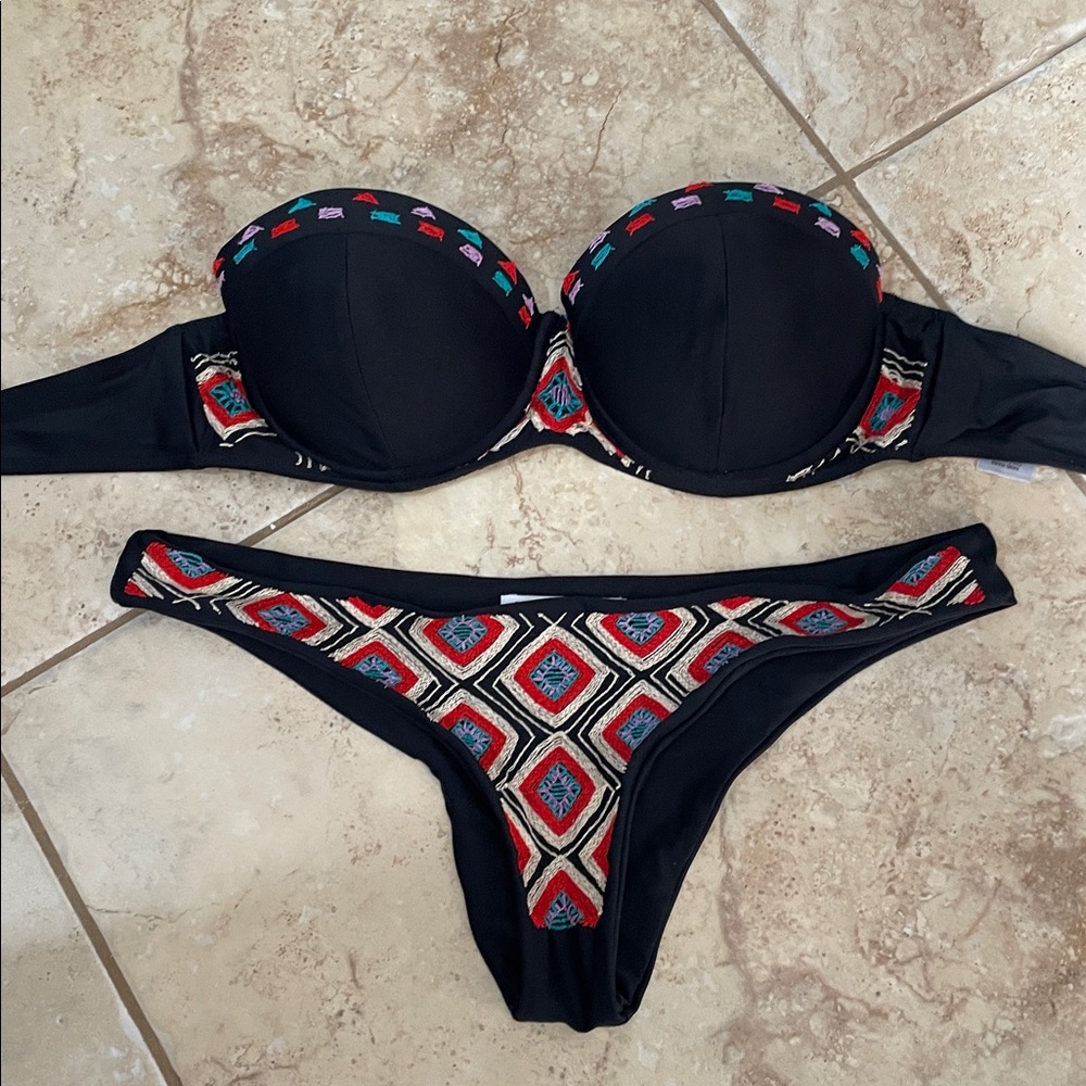 Anthropologie Beach Riot embroidered bandeau